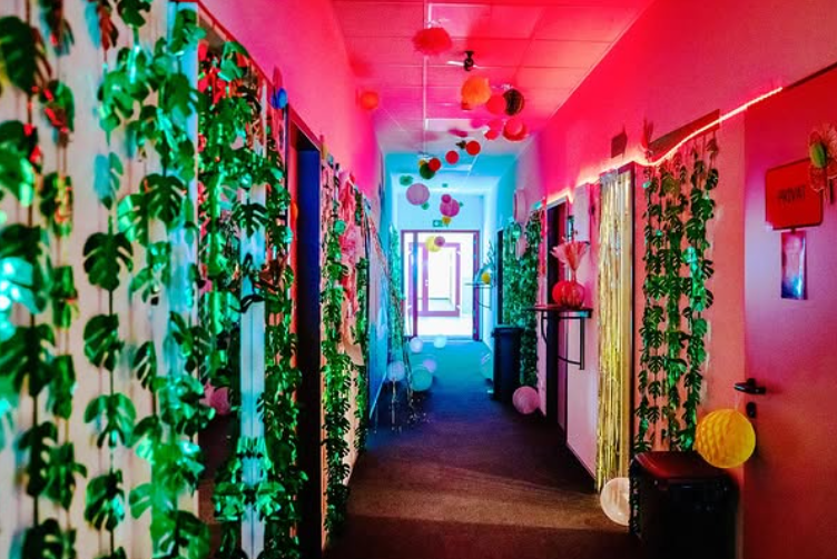 Schuldekoration Bye-Bye-Sommerparty! 🎉✨